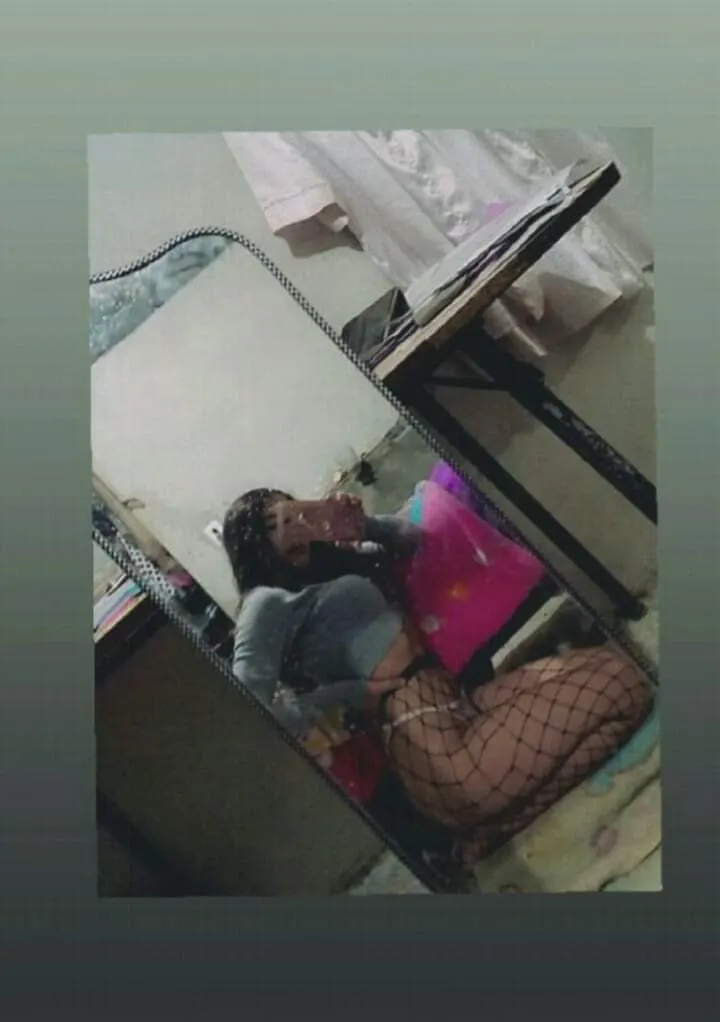 Nalgona y chichona