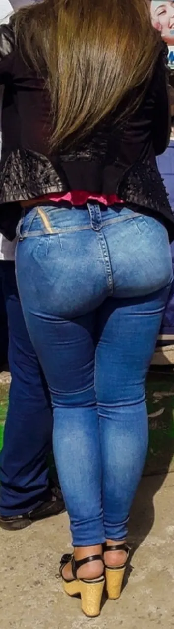 Culos en la calle 2 ( opina cual es tu fav)