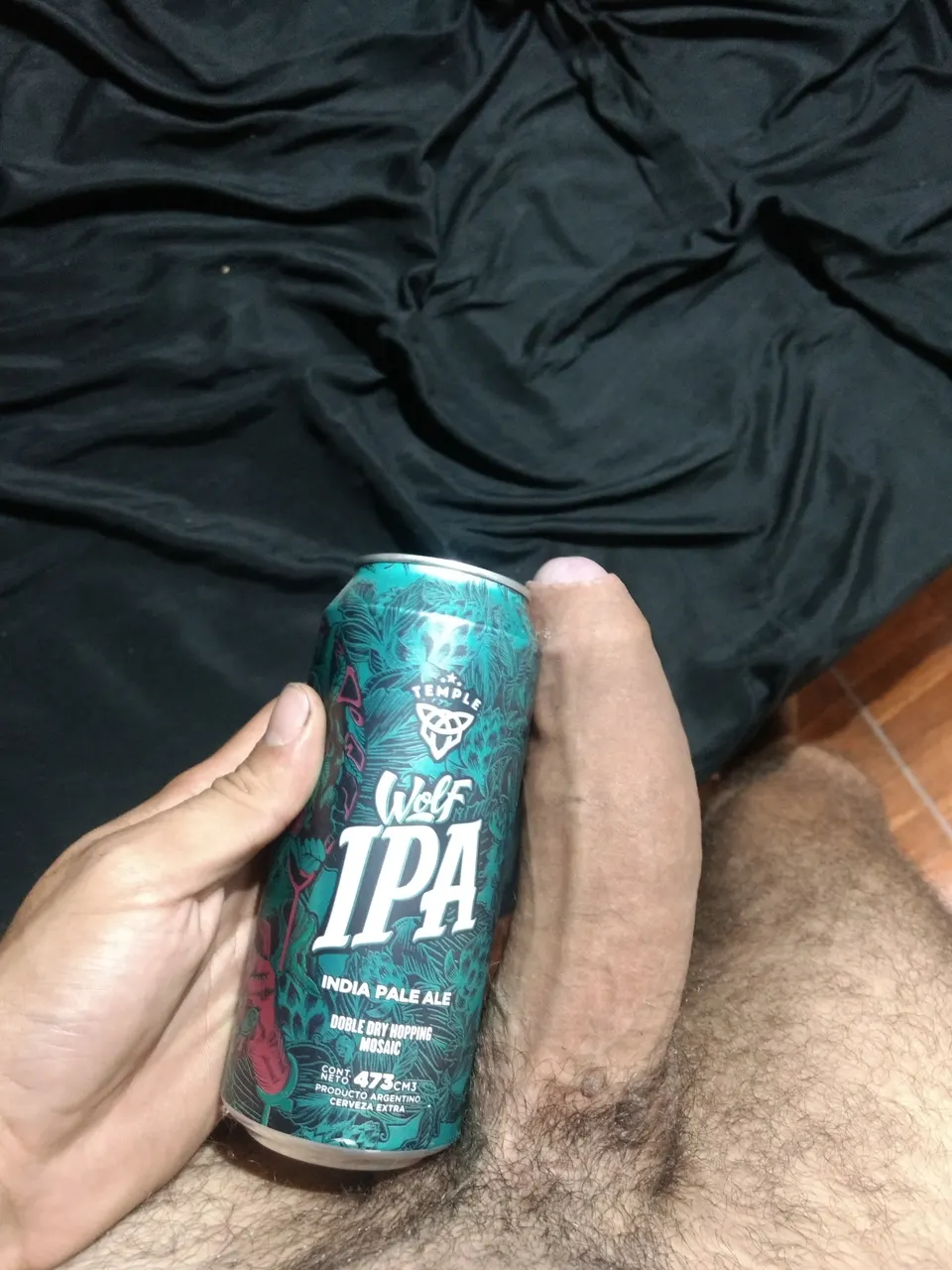 Me levanté al palo