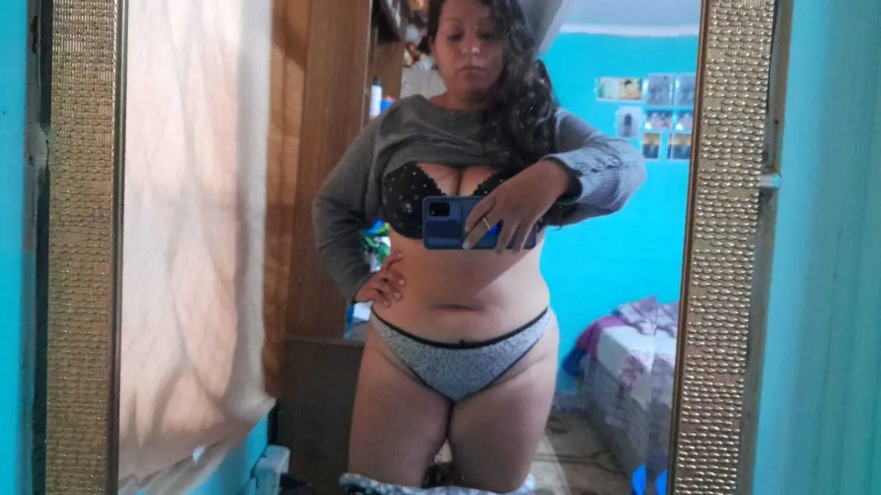 Mi amante me manda sus fotos caliente que opinan