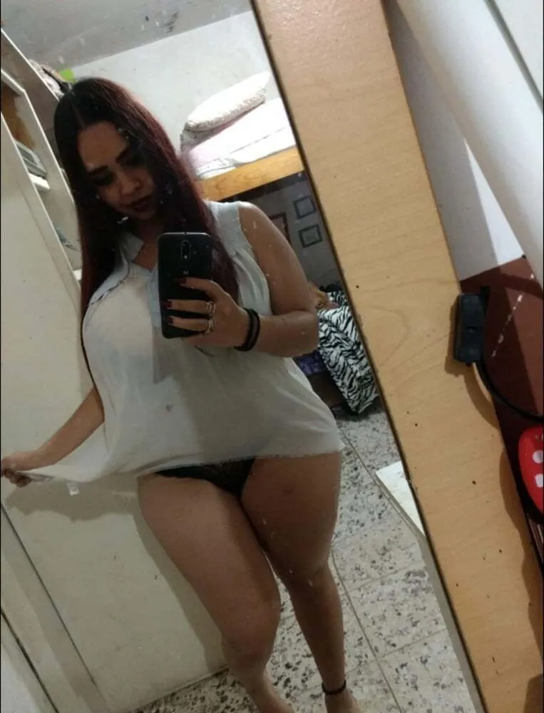 una rica tetona