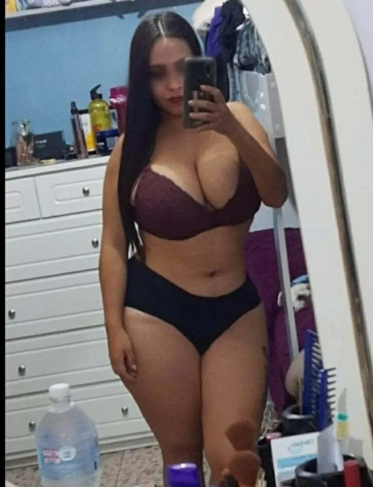 una rica tetona