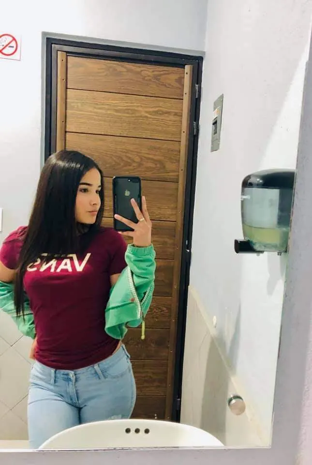 Sexy puta de face