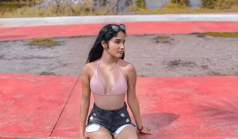 Sexy puta de face