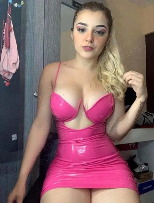 Karely Ruiz