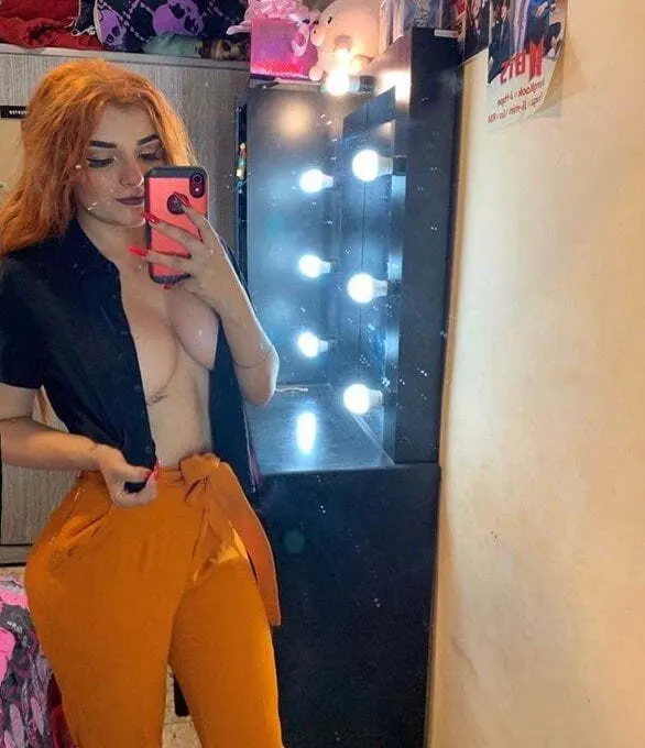 Karely Ruiz