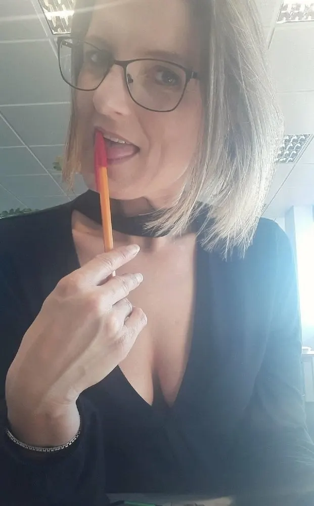 Como Le Gusta Calentar! Milf Hot 👱♀️🔥