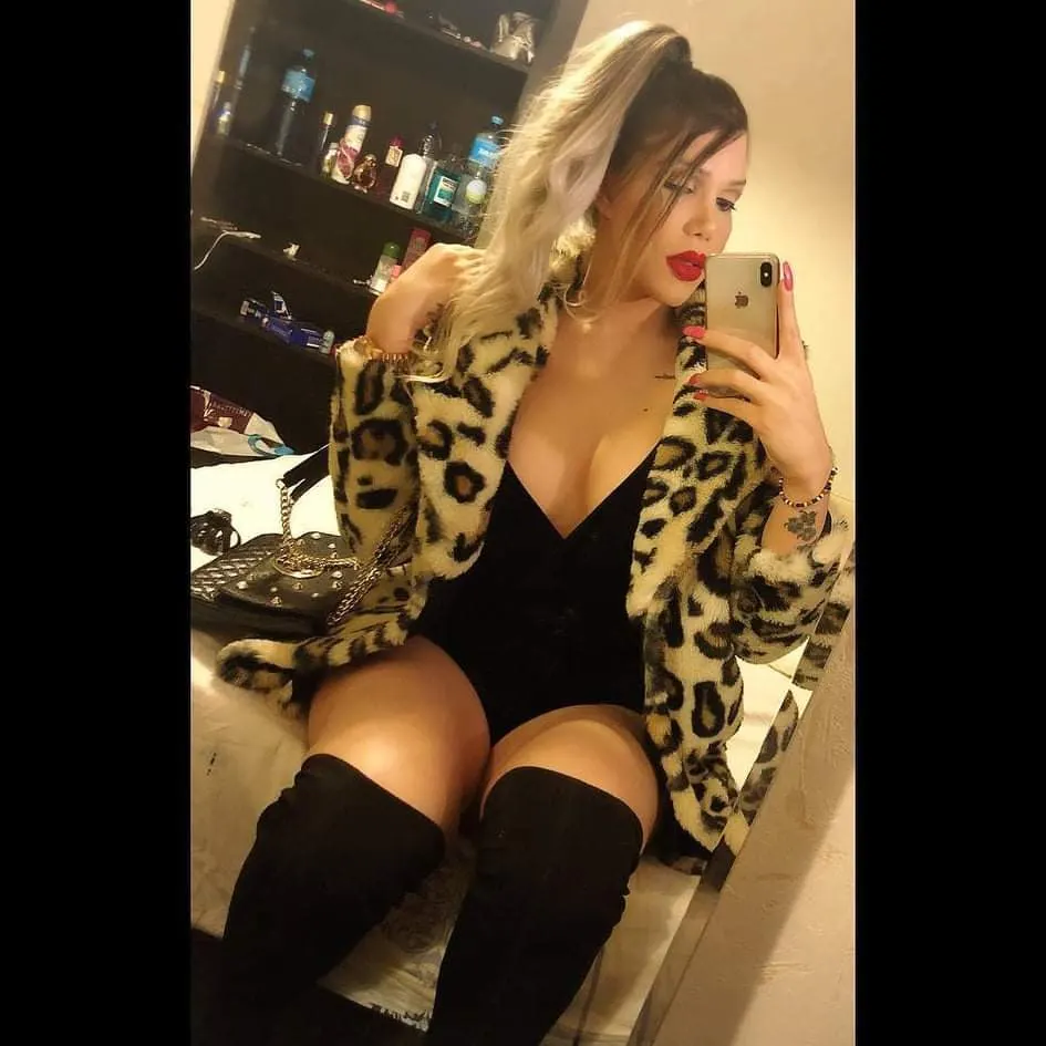 Hermosa Rubia