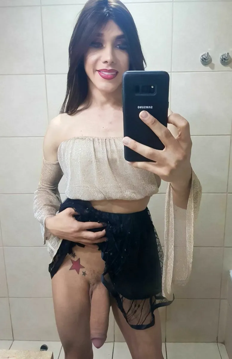 She🍒male🍆