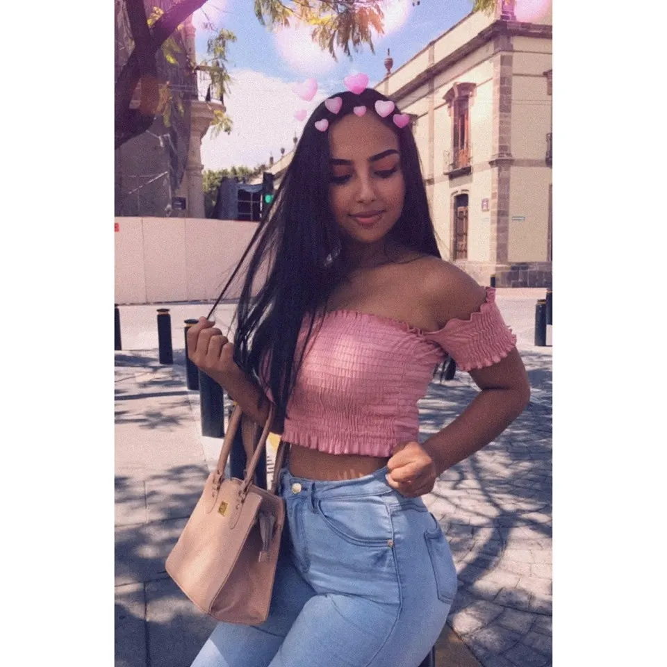 Morenita casero