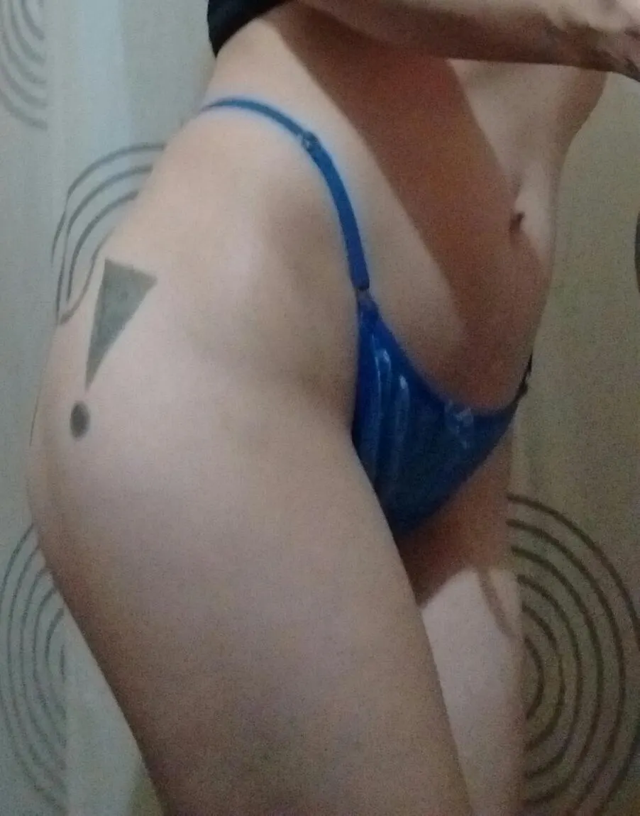 Me castigaron x no hacer trio