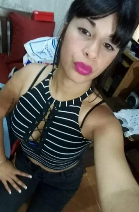 Abi Típica Pendeja Culona Y Tetona... Bien Argenta... Soft
