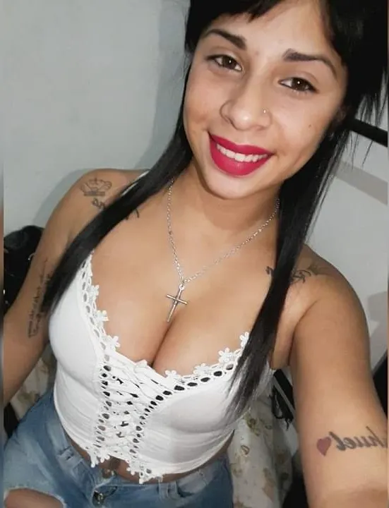 Abi Típica Pendeja Culona Y Tetona... Bien Argenta... Soft