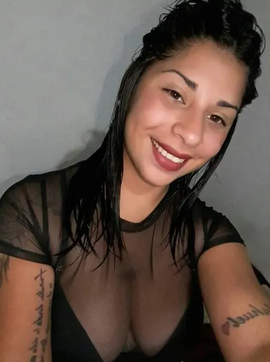 Abi Típica Pendeja Culona Y Tetona... Bien Argenta... Soft