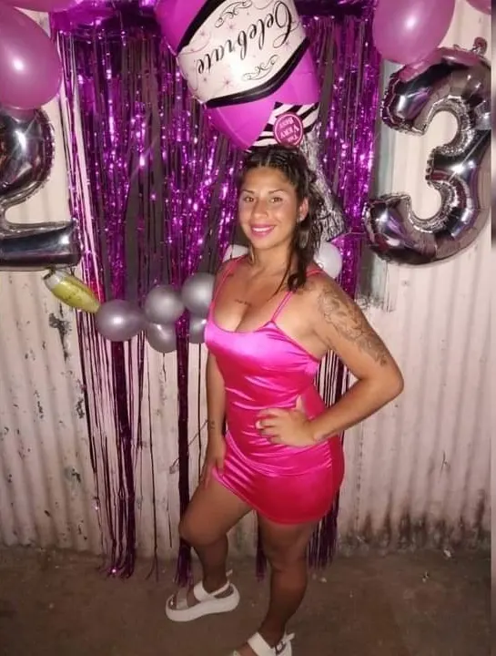 Abi Típica Pendeja Culona Y Tetona... Bien Argenta... Soft