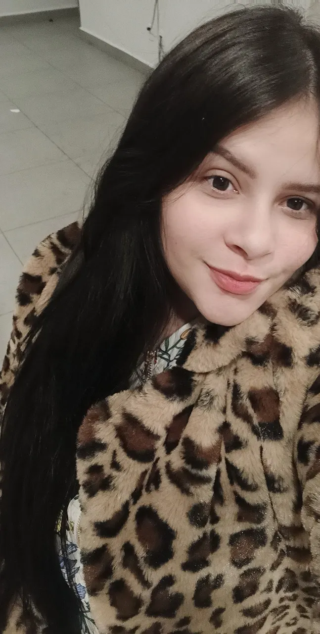 Gordita linda con actitud 362