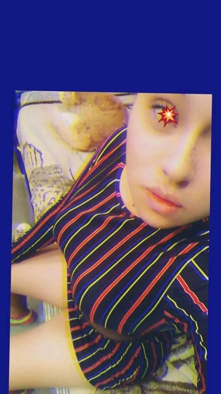 Quien tiene contenido de esta puta tetona