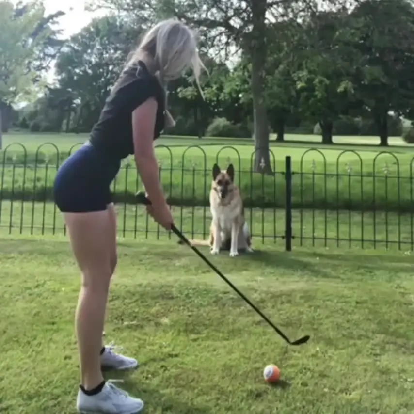 Lucy Robson, la golfista más sexy del mundo (soft)