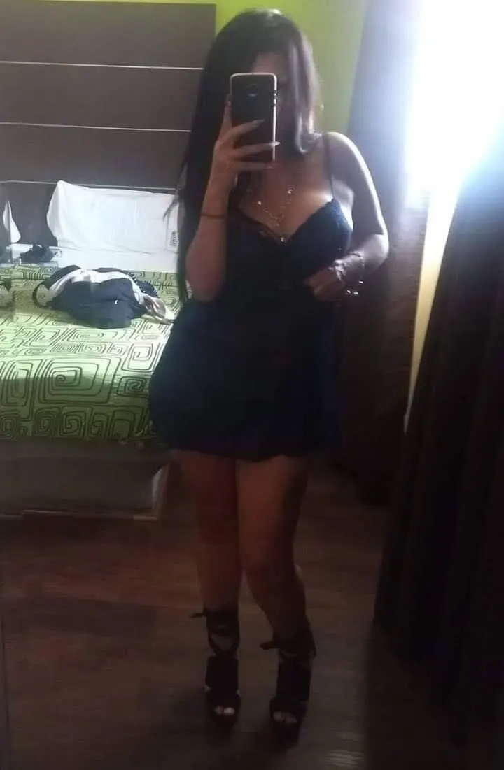 Que les puedo decir, le encanta mandarme estas fotos
