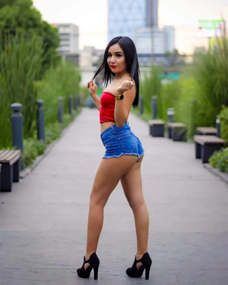 Yamile de tierna a zorrita, 19 años