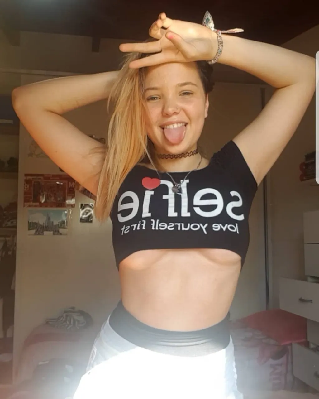Hermosa pendeja