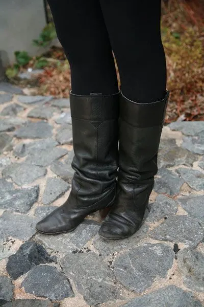 dominatrix boots y algo mas