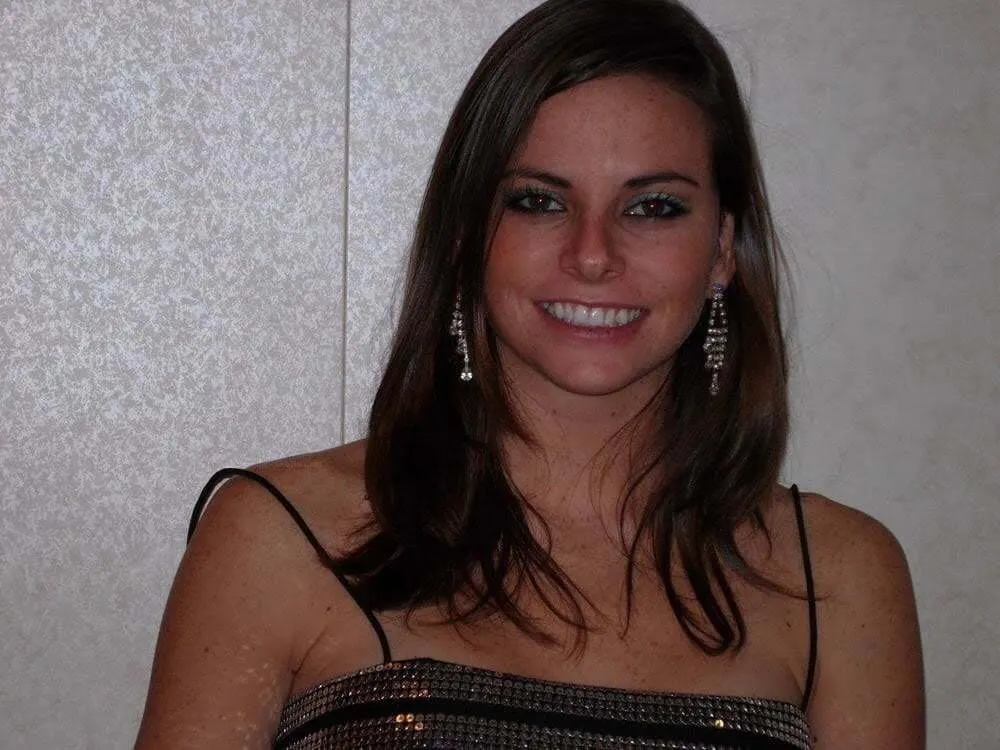 Descubrió Que Su Hermana Es Escort