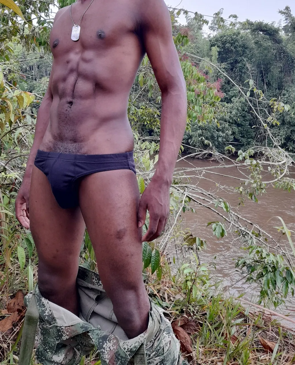 Policia de Colombia super vergon 🍆