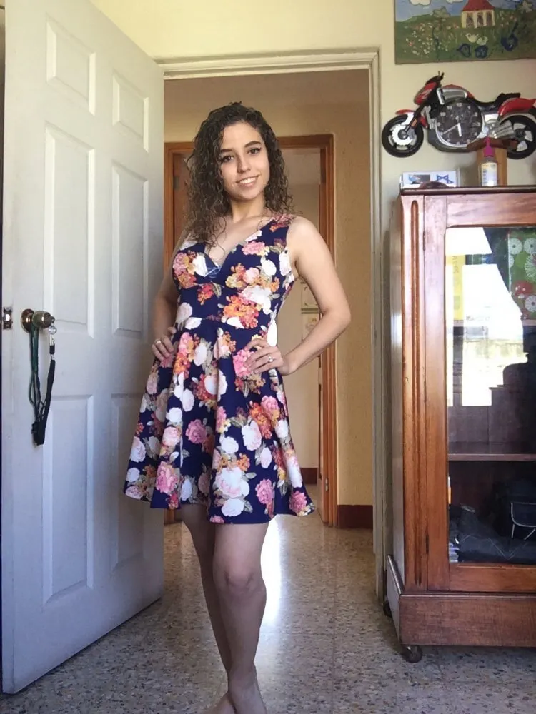 Perrita latina muy rica!