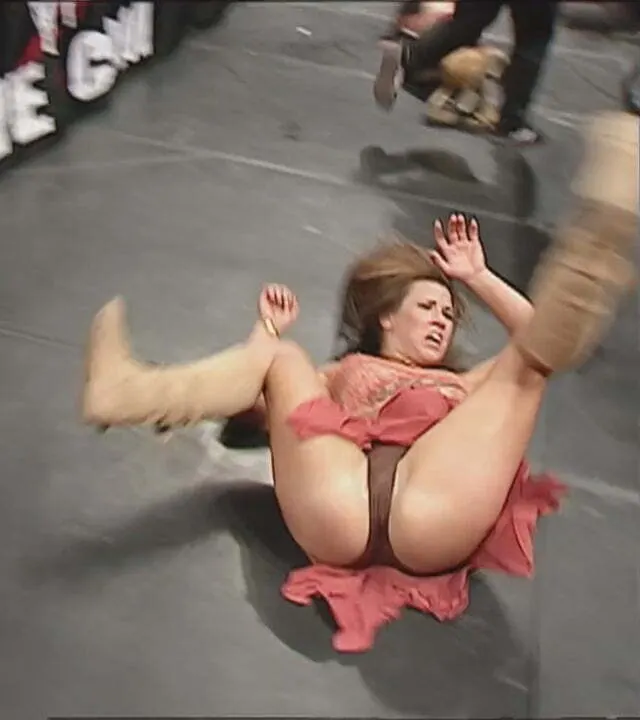 WWE: Mickie James