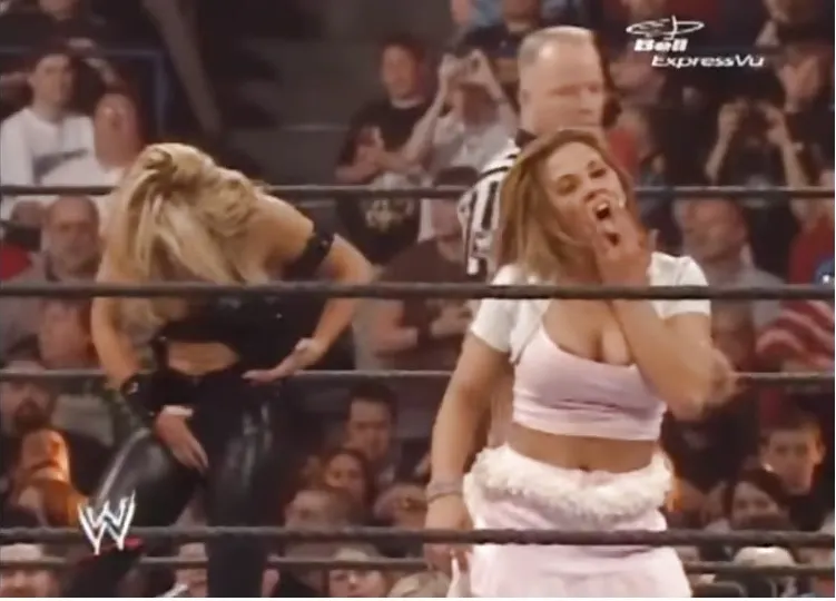 WWE: Mickie James