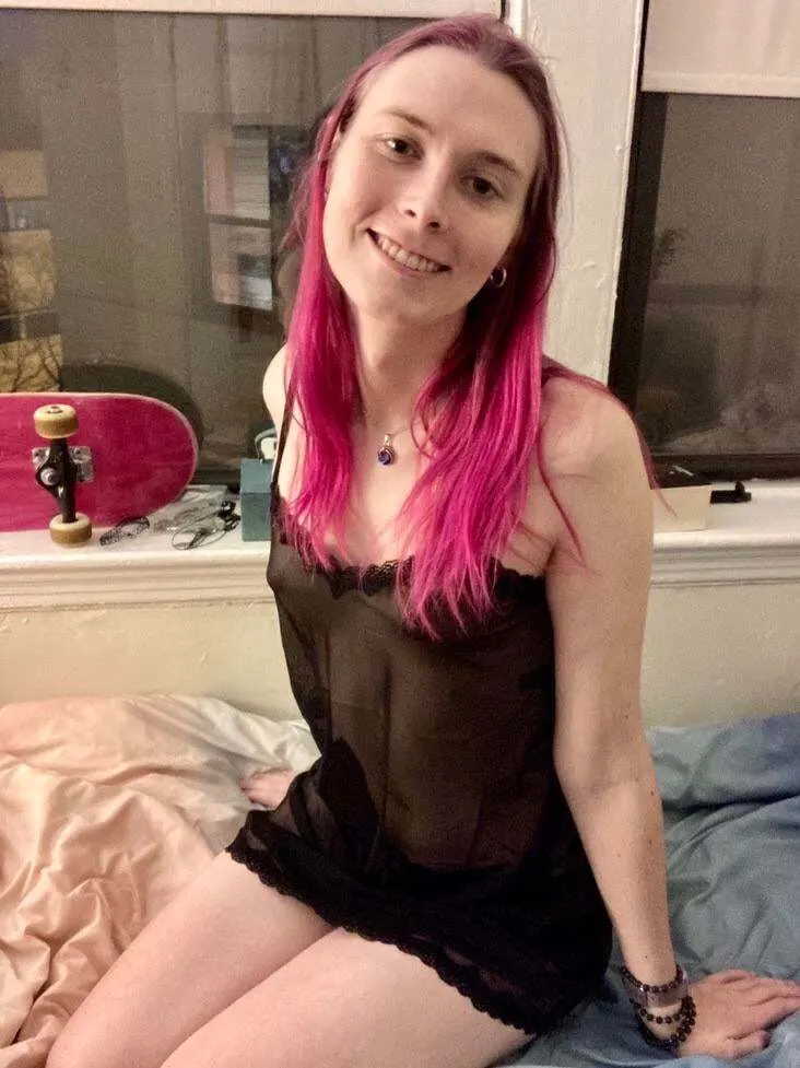 Trans Skater Hermosa
