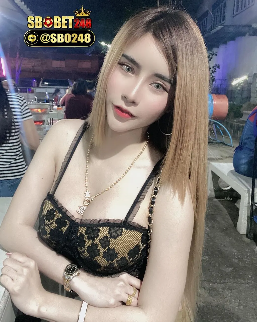 Una rubia tailandesa