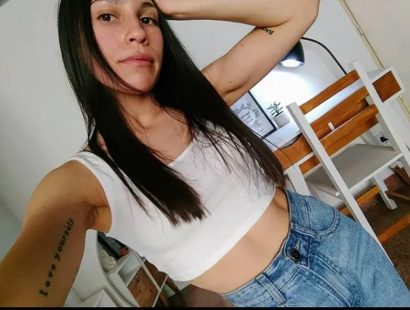 Caro,pendejita muy cogible