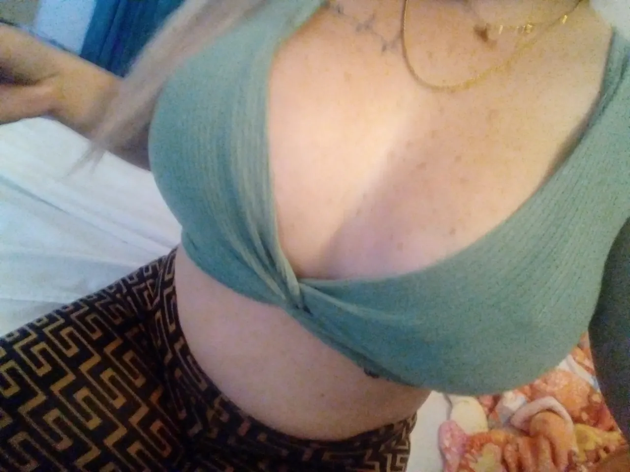 Rubia Tetona y Putita