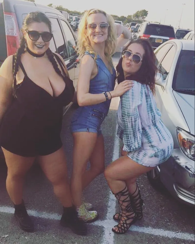 mary de syrian huge boobs