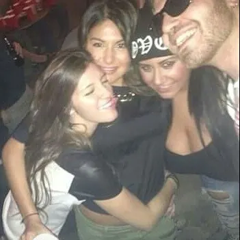 mary de syrian huge boobs