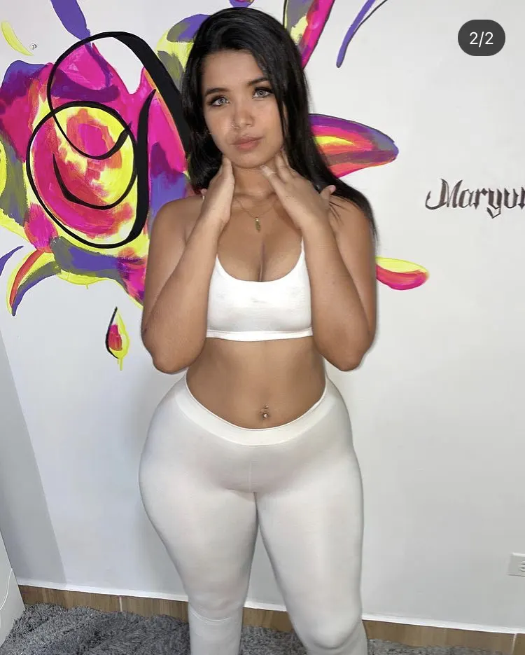Otra pendeja de instagram... joven perra... increible barby