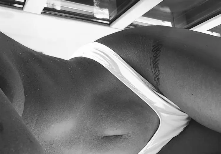 Pendeja de Milano.. guapa no però sus labios son para lamer
