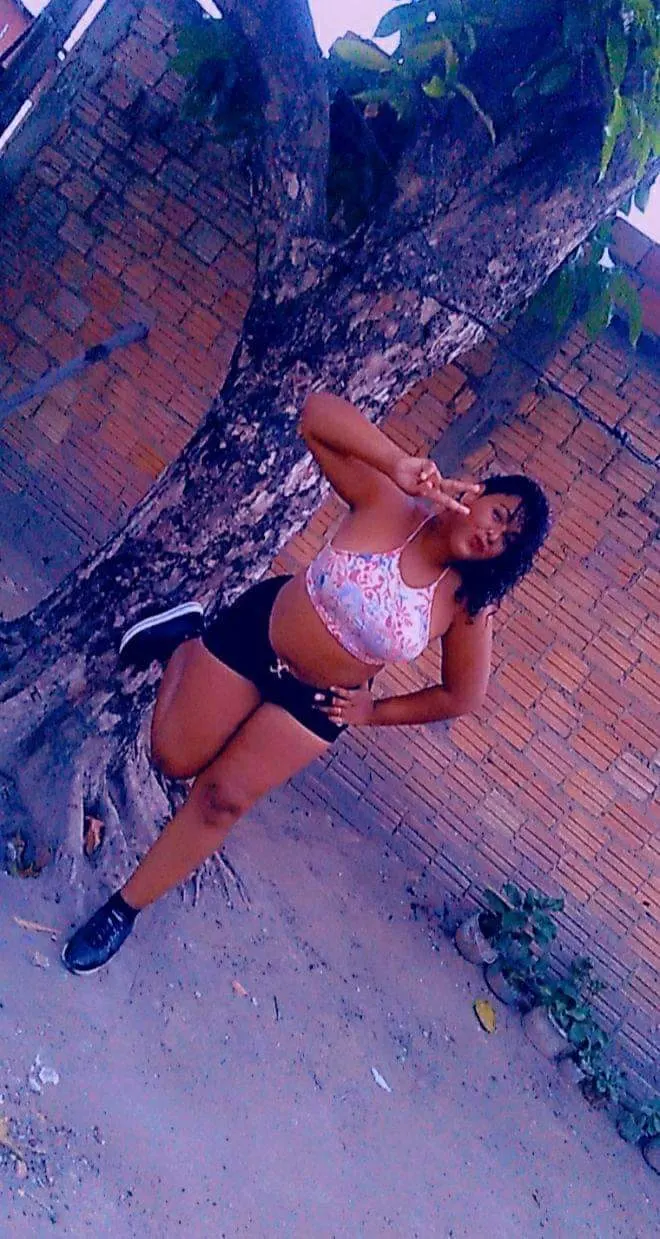 Fotos y facebook de rayli