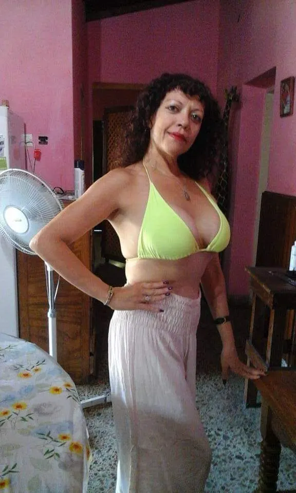 Recién Viuda necesita cariño