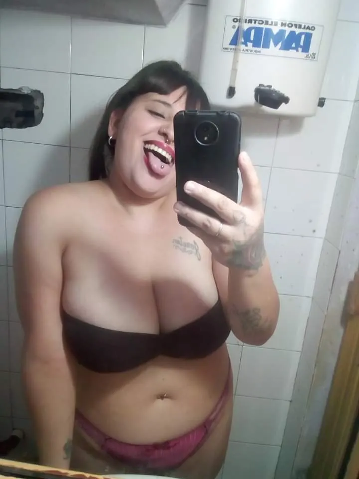 Mira que pendeja...uuffff