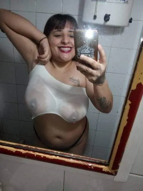 Mira que pendeja...uuffff