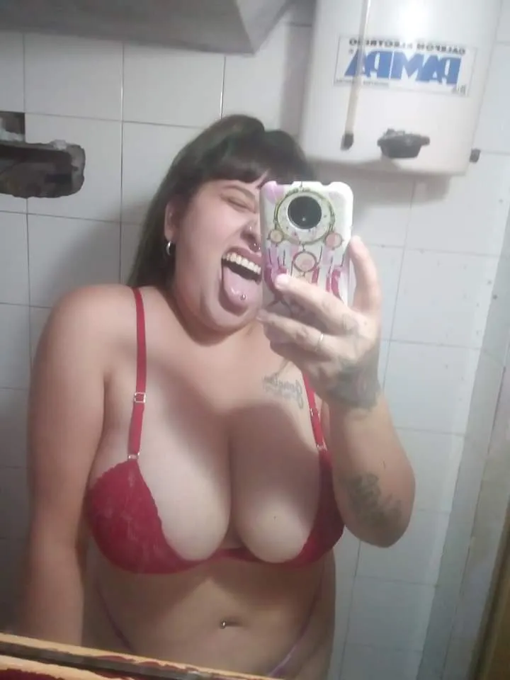 Mira que pendeja...uuffff