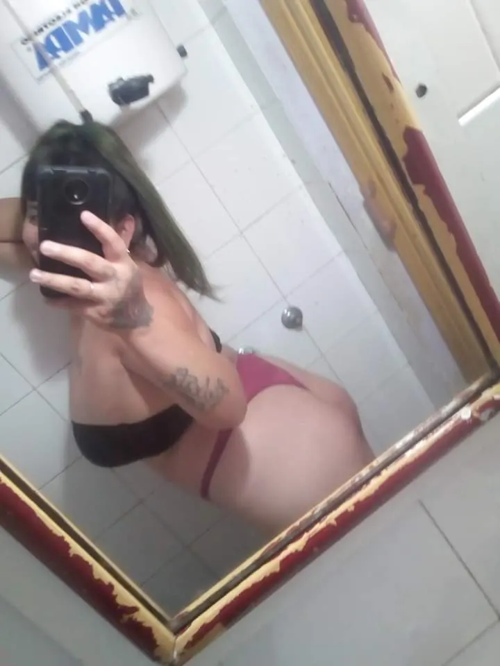 Mira que pendeja...uuffff