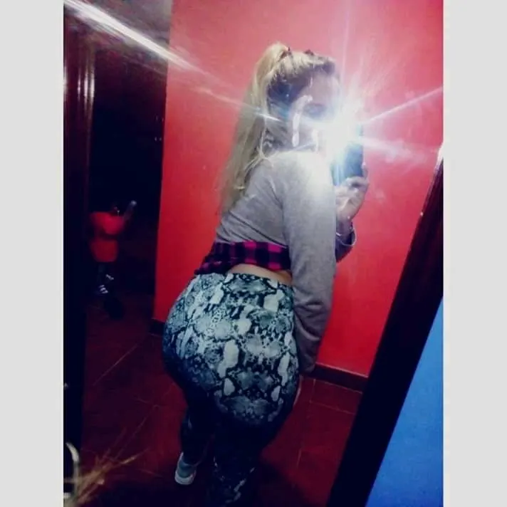 PENDEJA DE INSTAGRAM:solesperatti, vende contenido y encuent