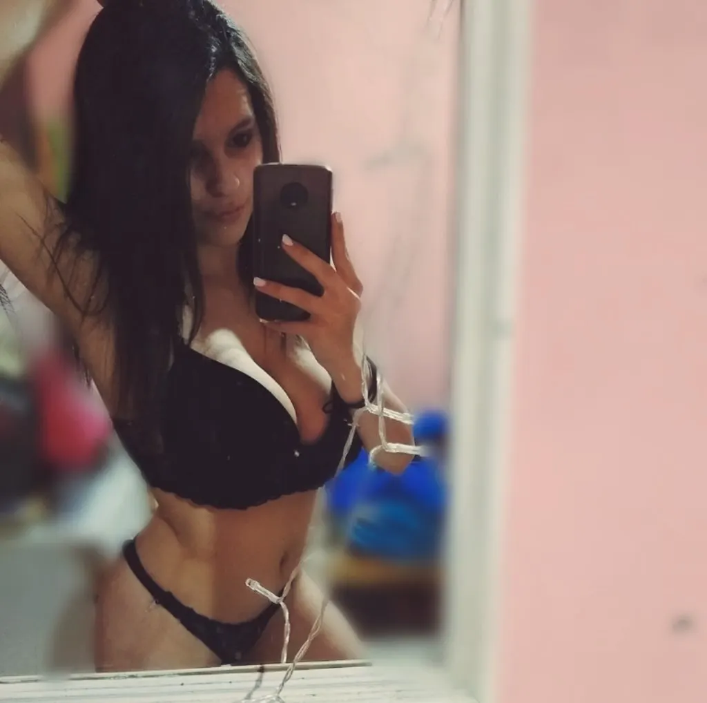 pia bonetto fotos 2018-2021