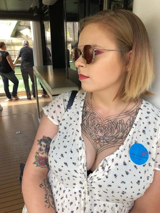 linda gordibuena rubia
