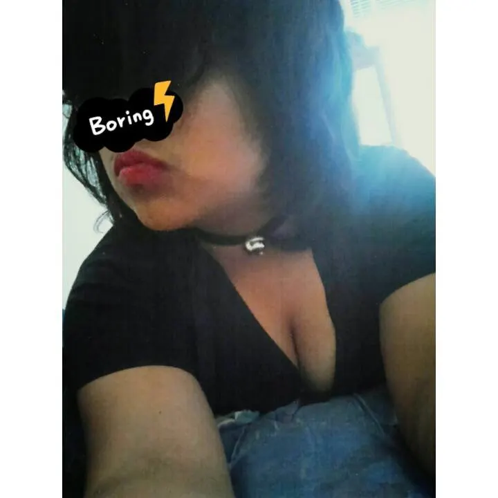 Emo tetona