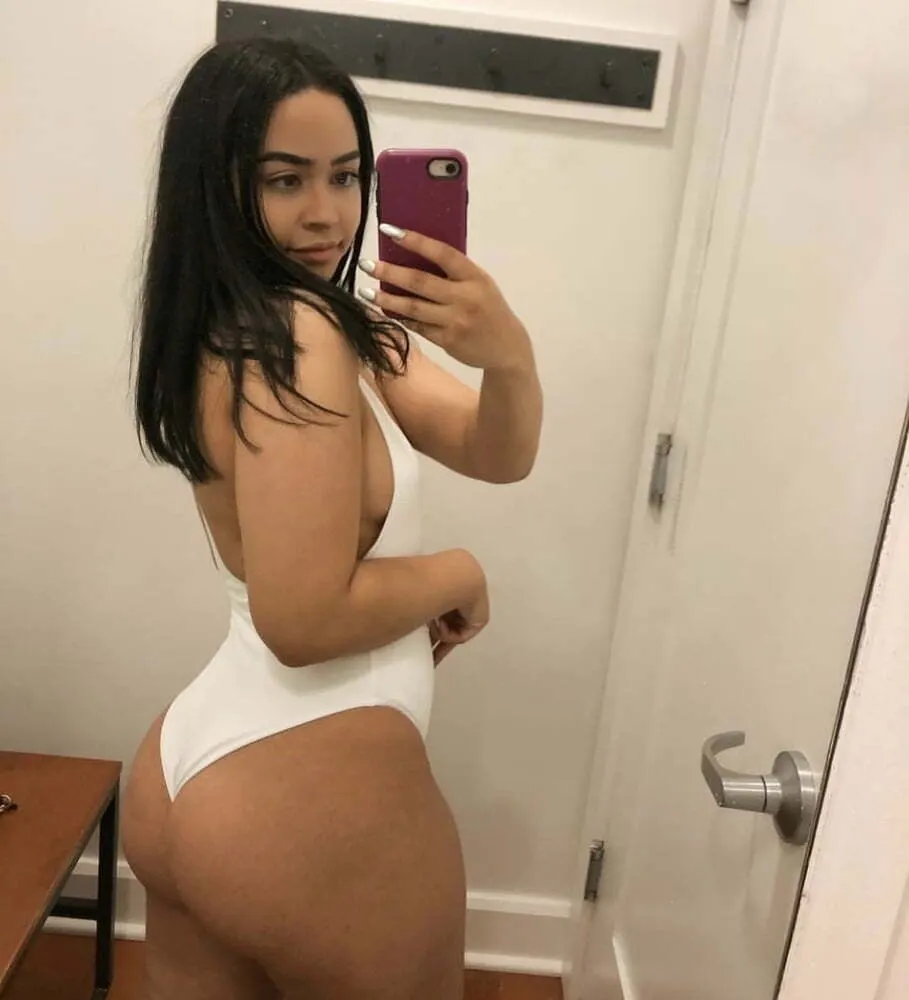 sexy asian babe